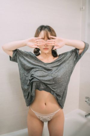 我的朋友他的妻子在线观看
