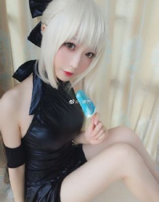 《爱情公寓5》电视剧